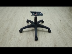 Стандартный офисный стул Крутящаяся основание в белом - каскады включены Регулируемые нейлоновые пятизвездочные ноги