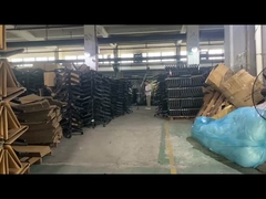 Пластмассовые столы с пятизвездочными ногами для офиса